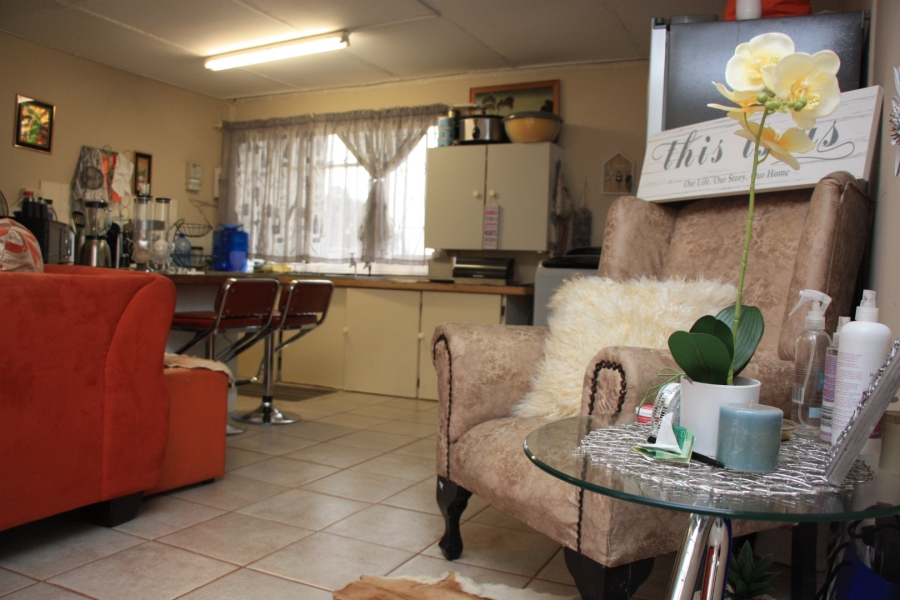 11 Bedroom Property for Sale in Dewetsdorp Free State